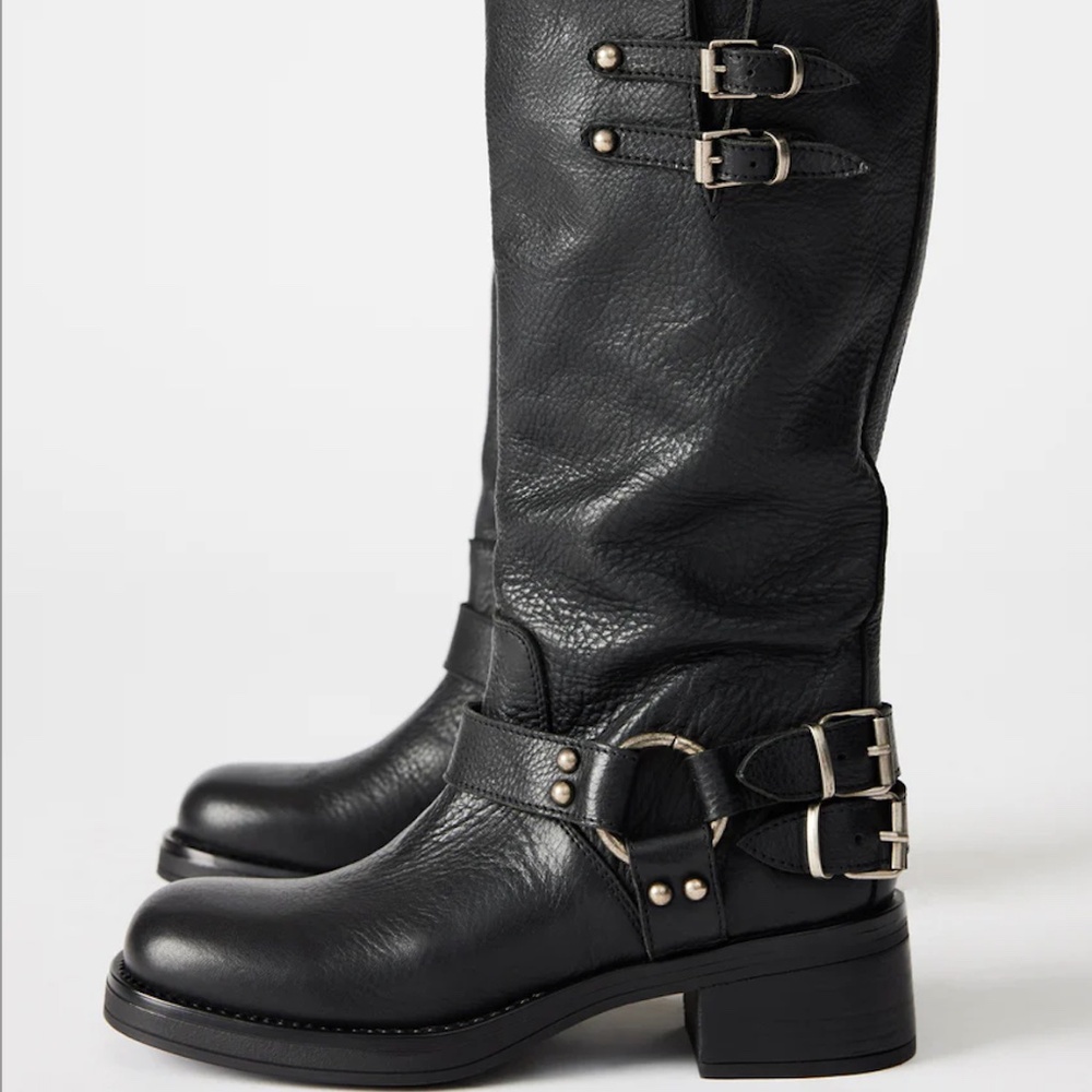 Steve Madden Astor Black Leather Boots
